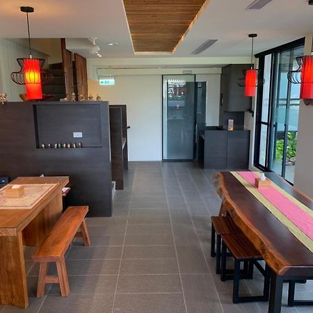 Bed and Breakfast 松語墅溫泉居 Pine Hot Spring Цзяоси Экстерьер фото